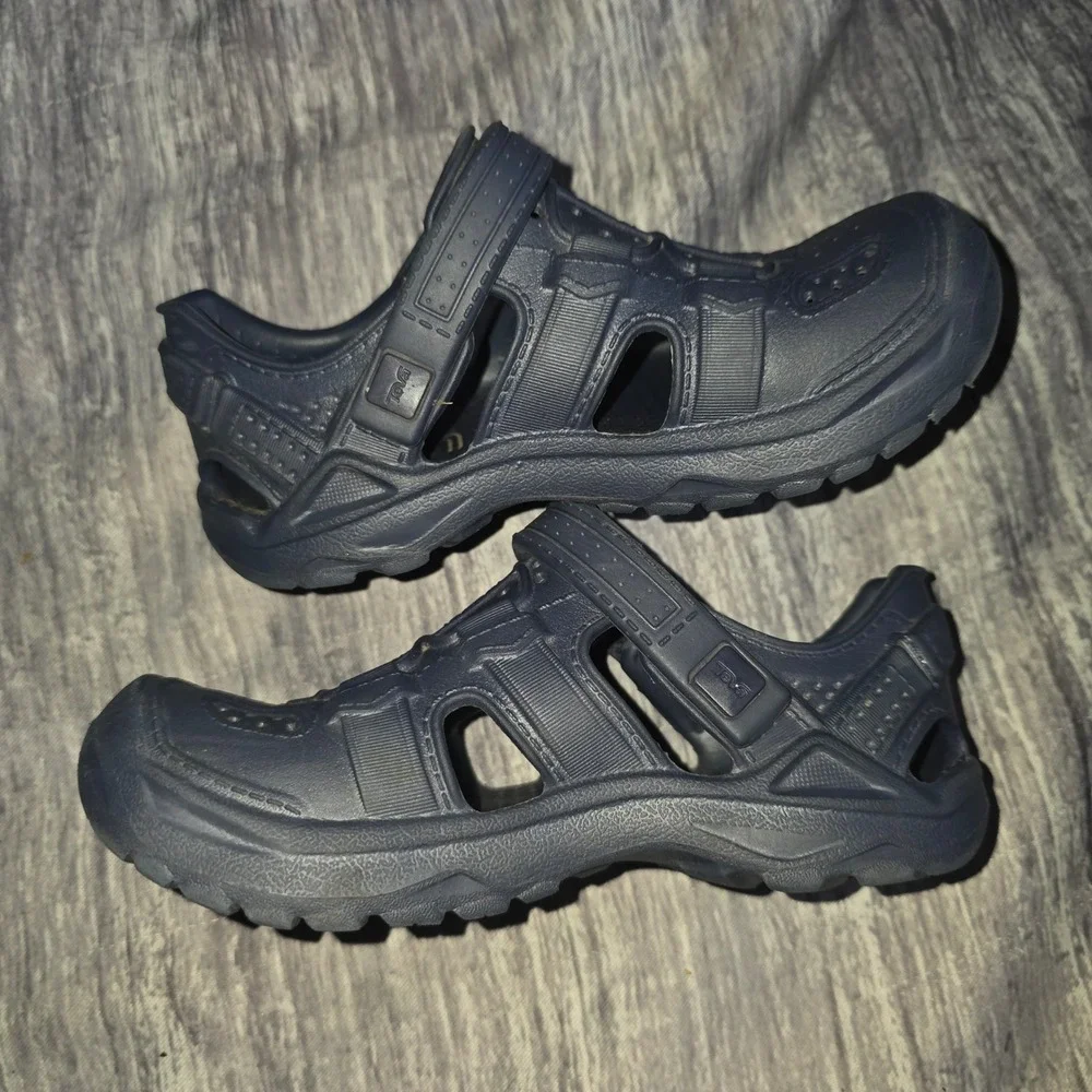 Teva Kids Navy Blue EVA Closed Toe Fisherman Sandals Water Shoes Size 12